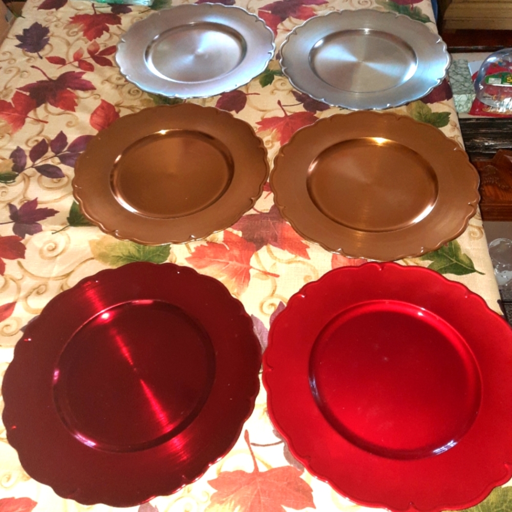 6 charger plastic plates